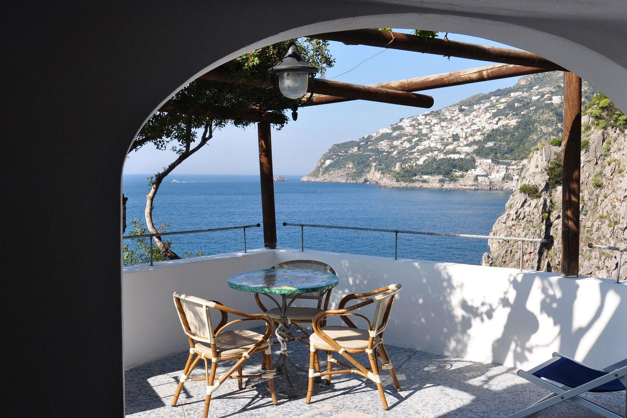 La Locanda Del Fiordo Фуроре Экстерьер фото