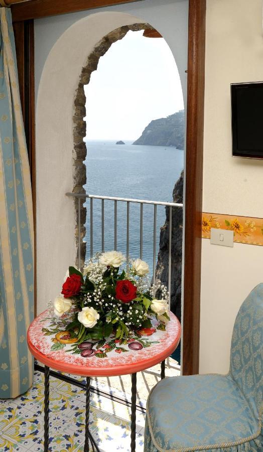 La Locanda Del Fiordo Фуроре Экстерьер фото