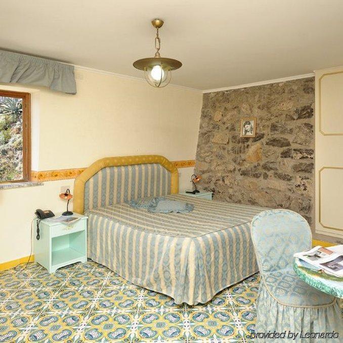 La Locanda Del Fiordo Фуроре Номер фото